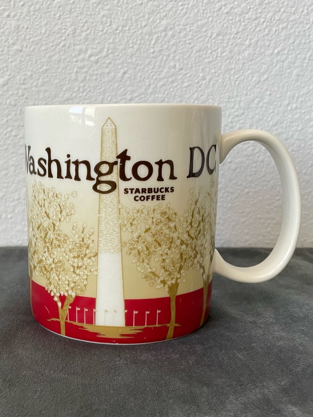 Starbucks Washington D.C. Global Icon Collector Cup 2011